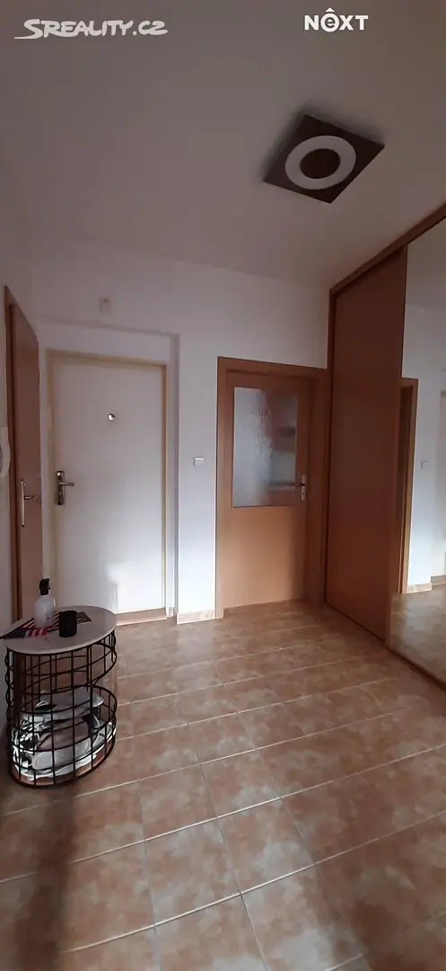 Pronájem bytu 2+1 76 m², K Chotolu, Horoměřice