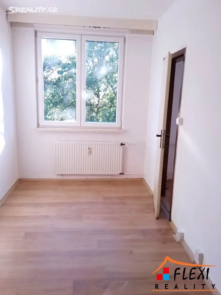 Pronájem bytu 2+1 43 m², Topolová, Třinec - Dolní Líštná