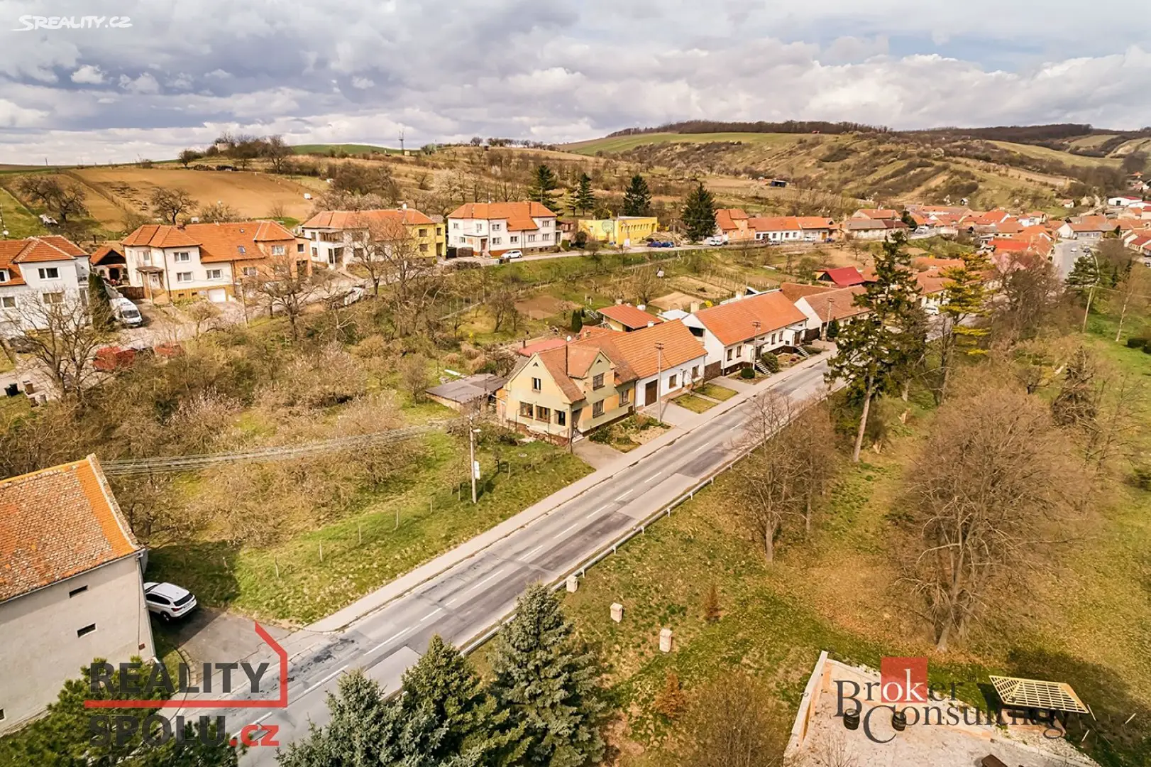 Prodej  stavebního pozemku 1 177 m², Horní Bojanovice, okres Břeclav