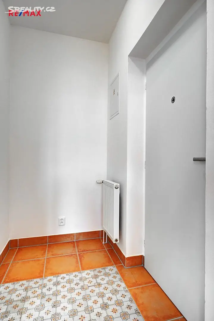 Pronájem bytu 1+kk 37 m², Sekaninova, Brno - Husovice