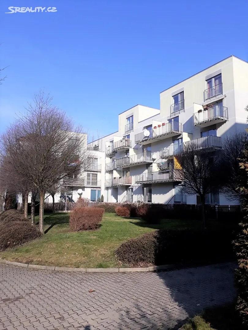 Pronájem bytu 1+kk 45 m², Hedvábná, Liberec - Liberec VI-Rochlice