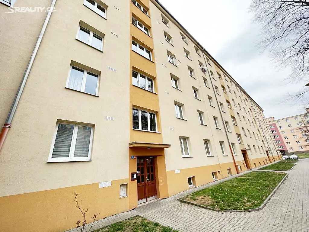 Pronájem bytu 2+1 55 m², Maxe Švabinského, Most