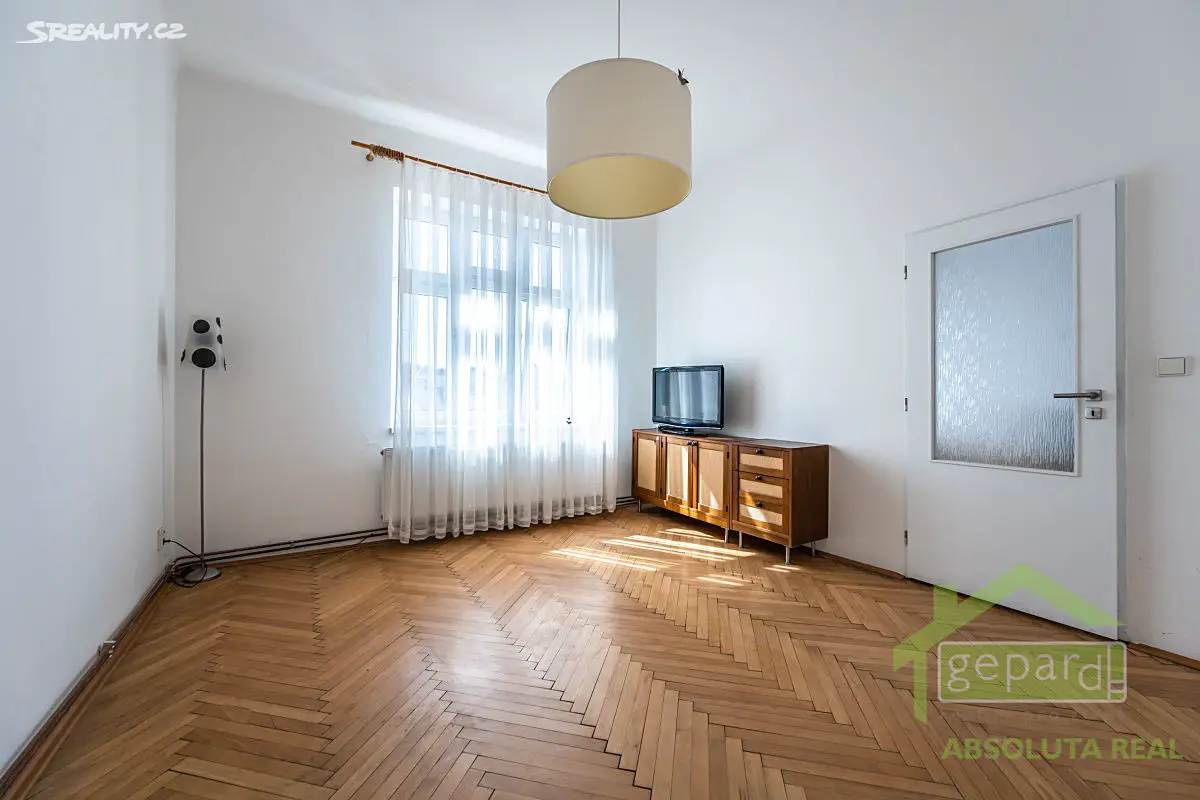 Pronájem bytu 2+1 71 m², Světova, Praha 8 - Libeň