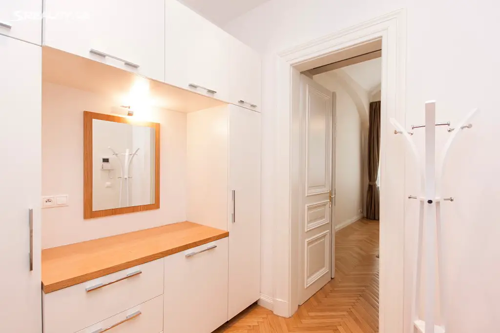 Pronájem bytu 3+kk 90 m², Liliová, Praha 1 - Staré Město