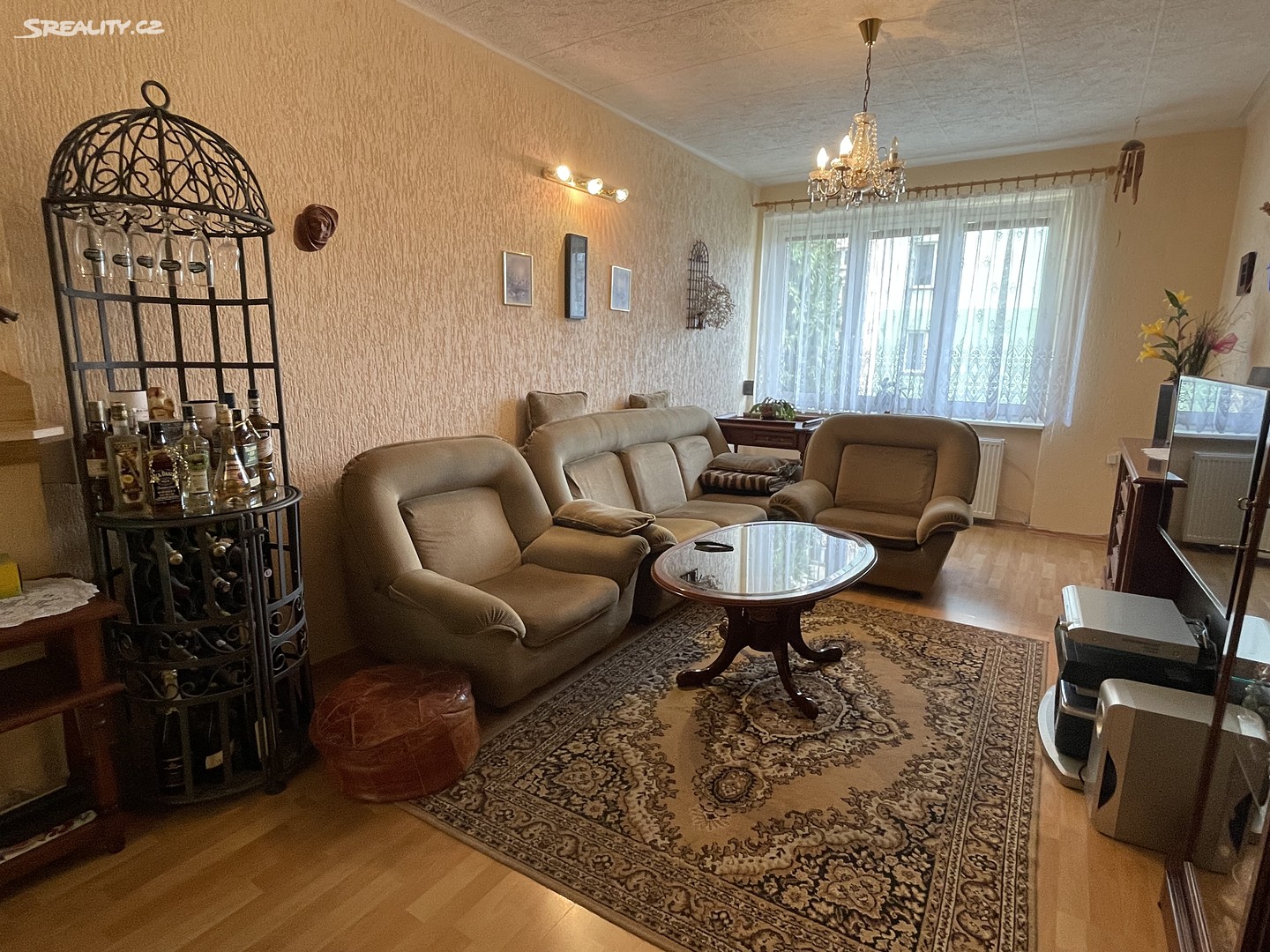 Prodej bytu 3+1 72 m², náměstí SNP, Kynšperk nad Ohří