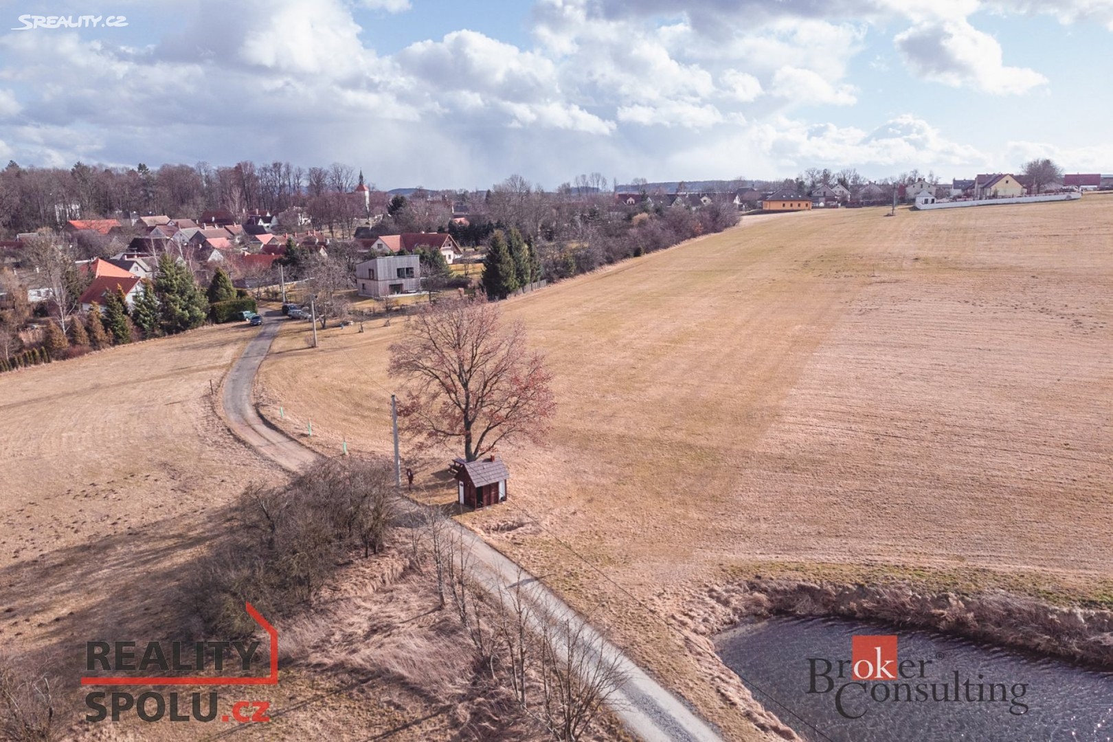 Prodej  stavebního pozemku 5 569 m², Ratměřice, okres Benešov