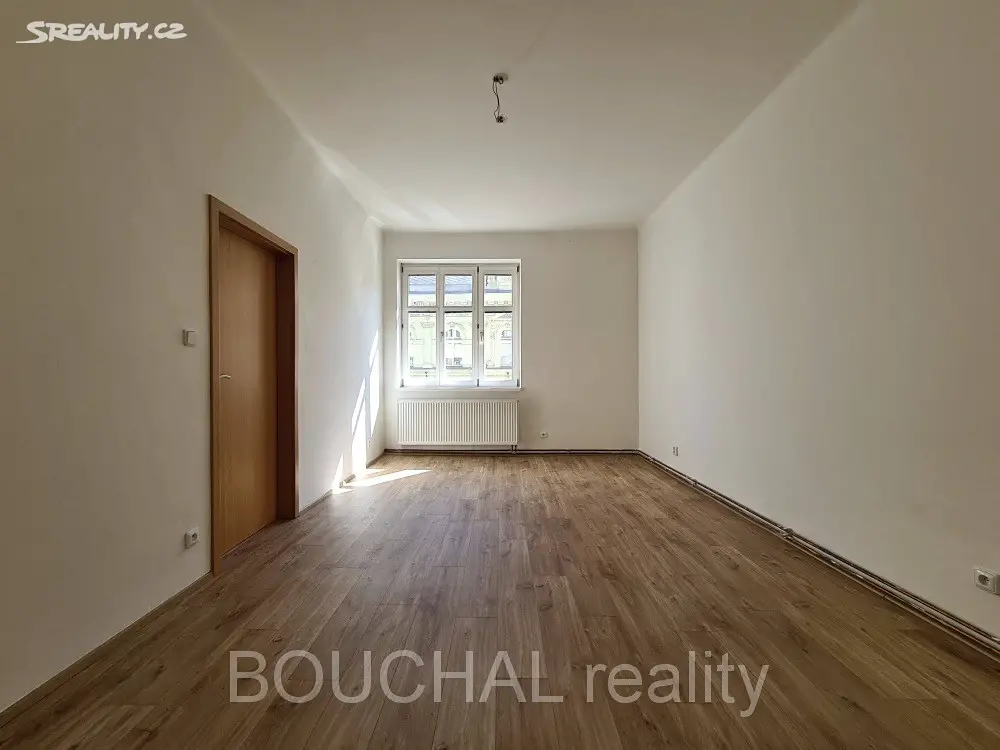 Pronájem bytu 2+1 55 m², Plachého, Plzeň - Jižní Předměstí
