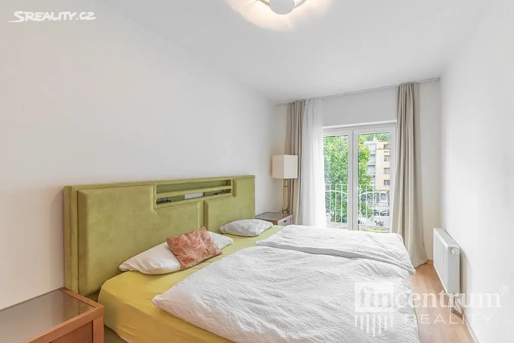 Pronájem bytu 3+1 93 m², Podolské nábřeží, Praha 4 - Podolí