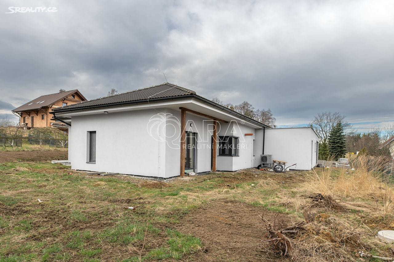 Prodej  rodinného domu 175 m², pozemek 1 319 m², Bruzovice, okres Frýdek-Místek