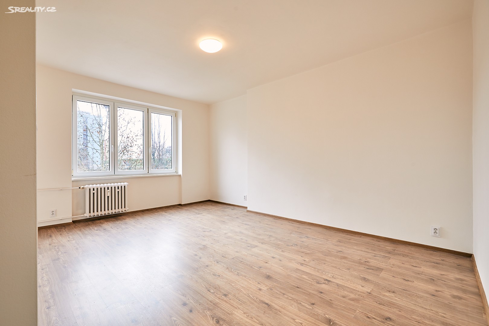Prodej bytu 1+1 30 m², Valentova, Praha - Chodov