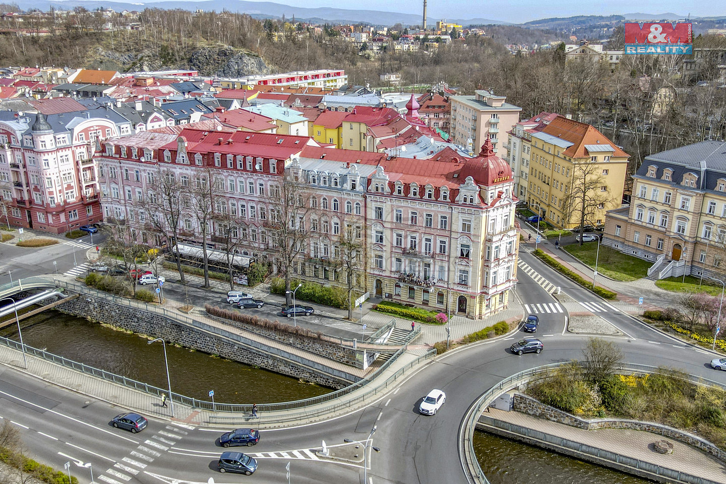 nábřeží Jana Palacha, Karlovy Vary