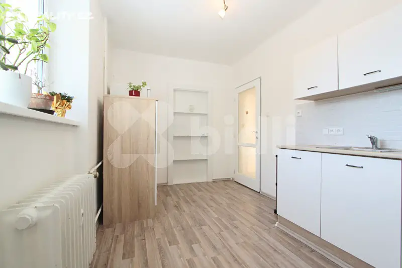 Pronájem bytu 2+1 60 m², Artura Krause, Pardubice - Zelené Předměstí