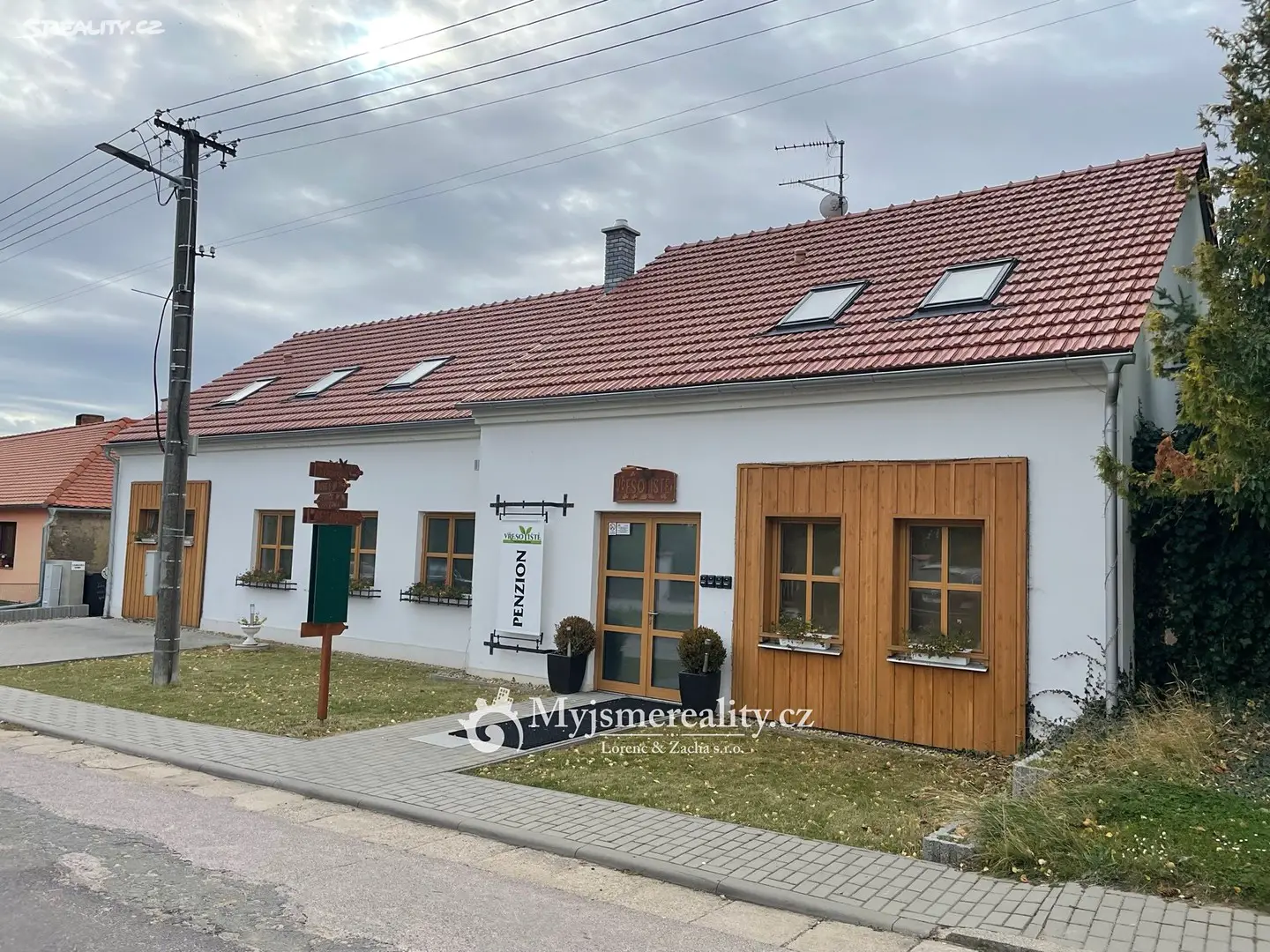 Prodej  rodinného domu 360 m², pozemek 807 m², Havraníky, okres Znojmo