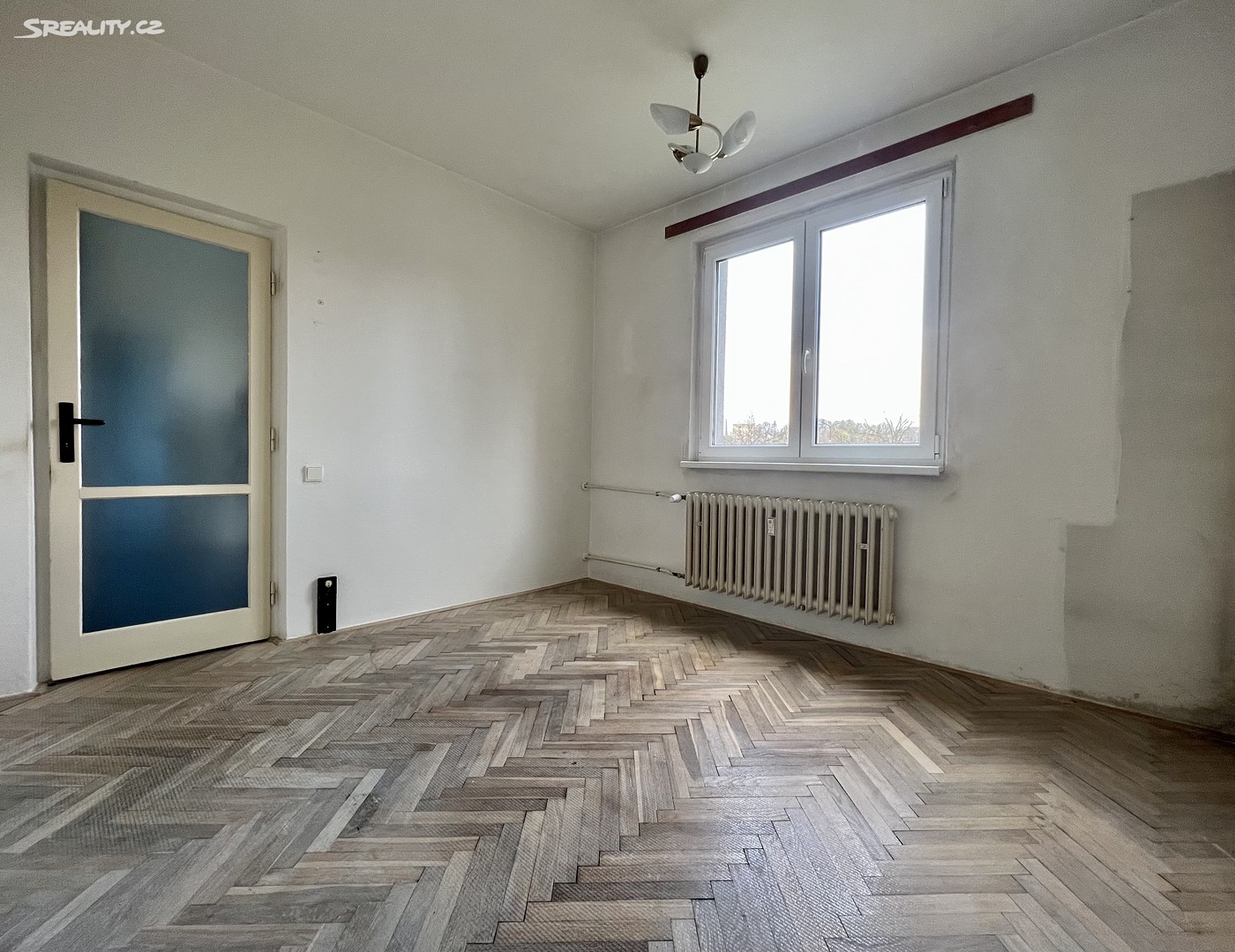 Prodej bytu 2+1 52 m², Krymská, Karlovy Vary