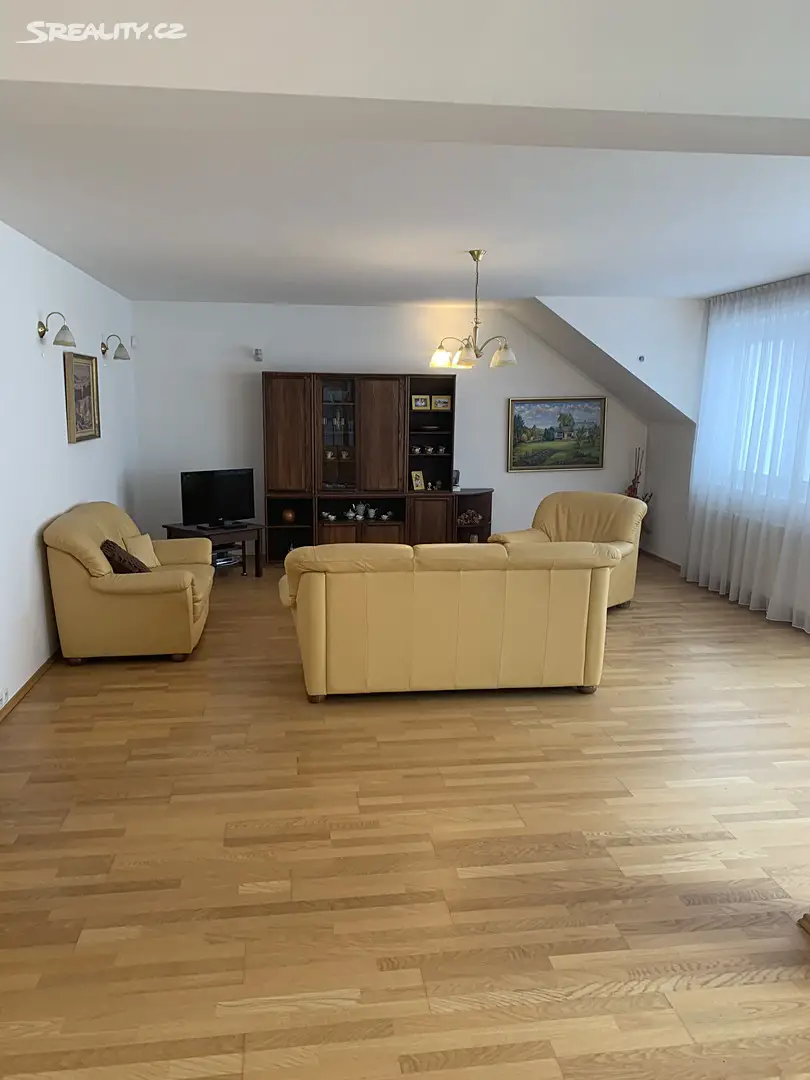 Prodej bytu 4+1 192 m², Resslova, České Budějovice - České Budějovice 3