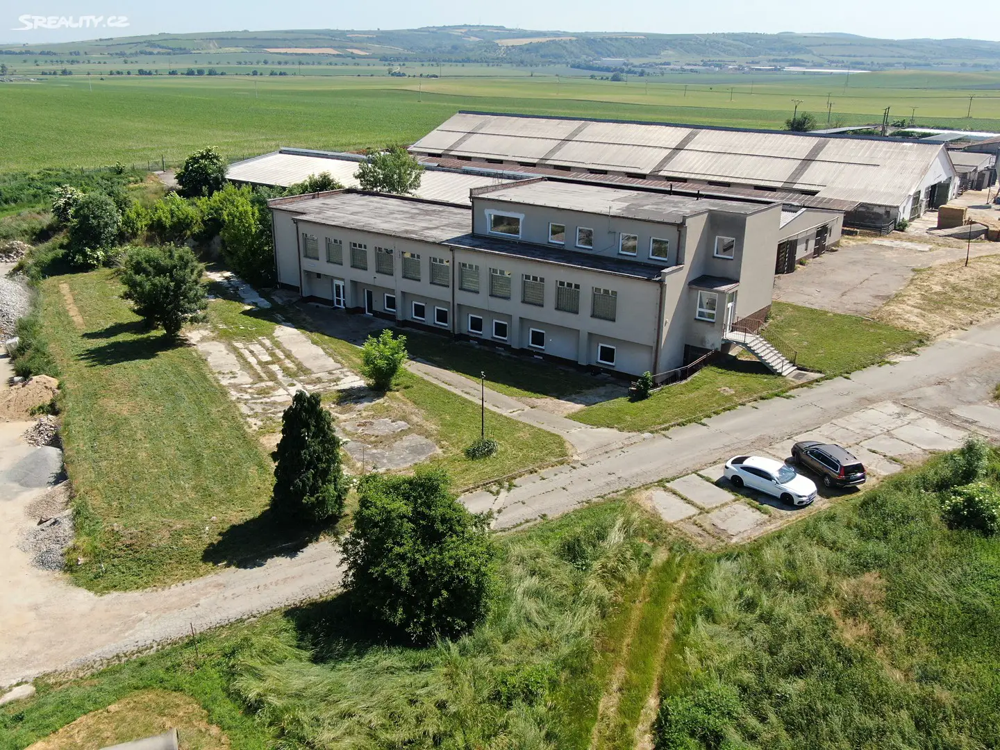 Prodej  zemědělské usedlosti 1 500 m², pozemek 2 700 m², Uherčice, okres Břeclav