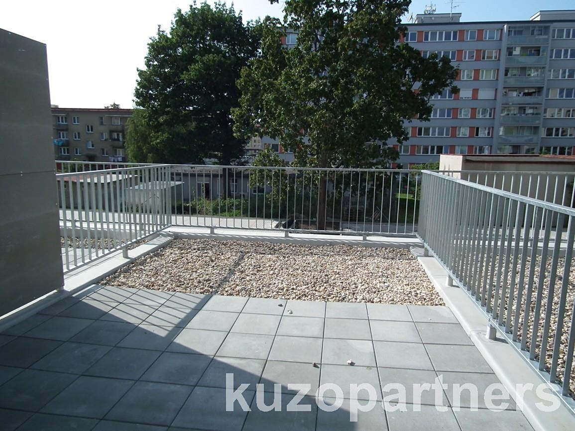 Pronájem bytu 1+kk 57 m², Pardubice - Zelené Předměstí, okres Pardubice