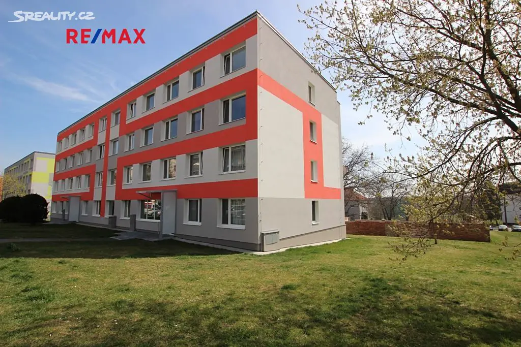 Prodej bytu 2+kk 41 m², Tomanova, Slaný
