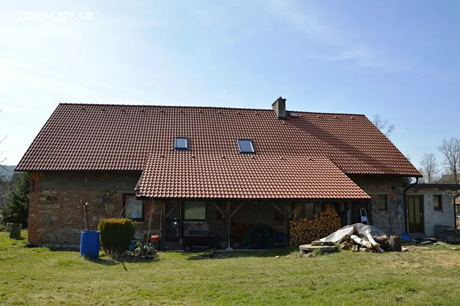 Prodej  rodinného domu 195 m², pozemek 2 030 m², České Libchavy, okres Ústí nad Orlicí