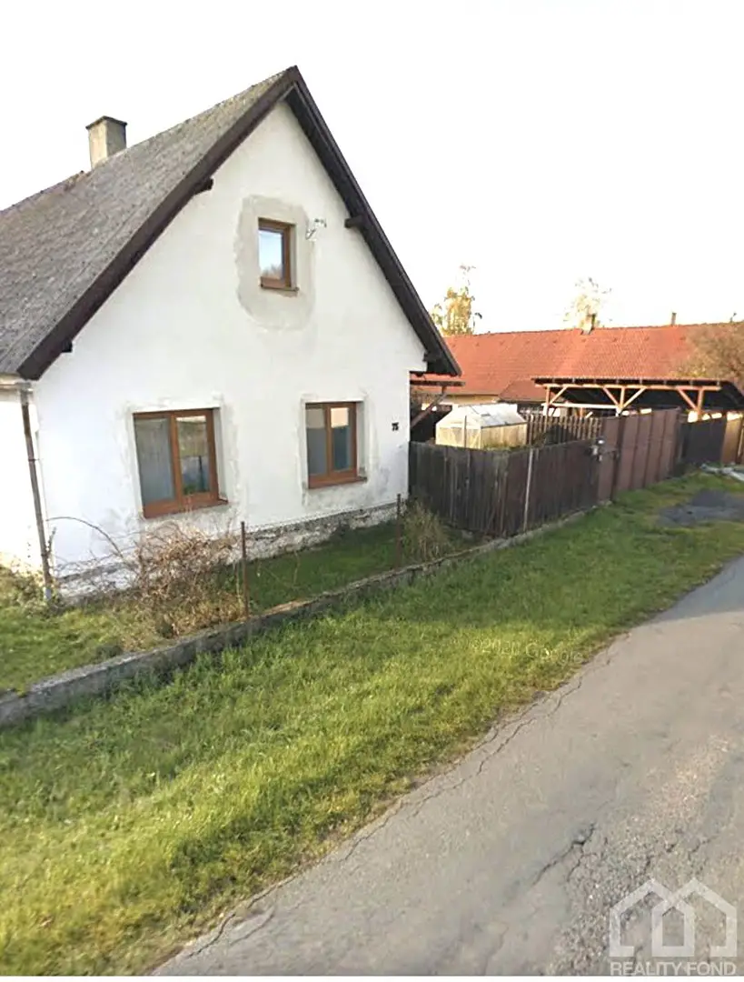 Prodej  rodinného domu 424 m², pozemek 811 m², Obrataň, okres Pelhřimov