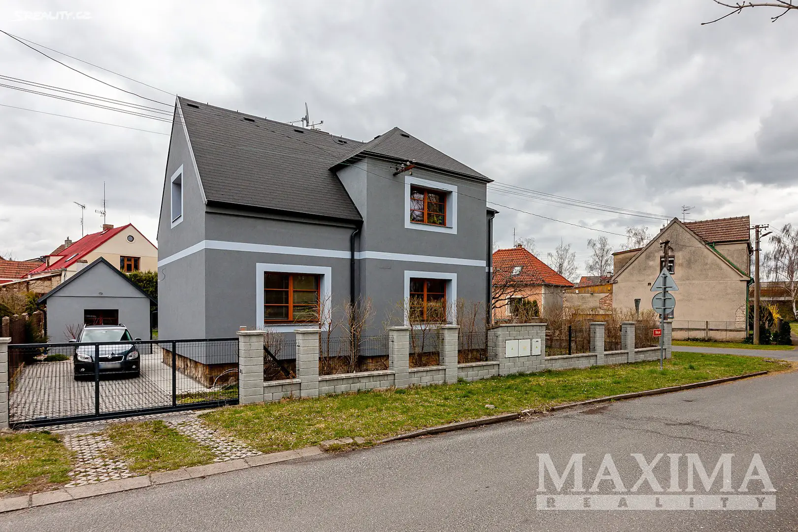 Prodej  rodinného domu 240 m², pozemek 400 m², Poříčany, okres Kolín