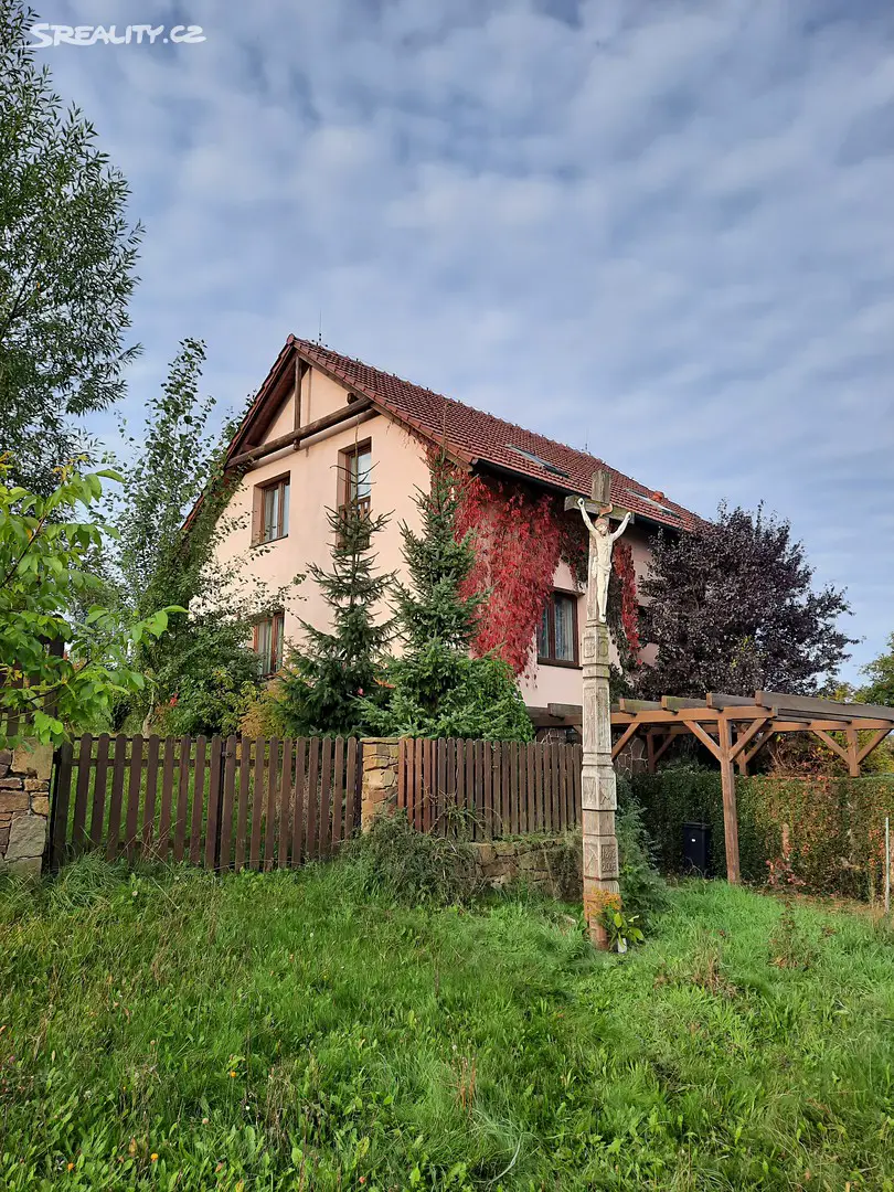 Prodej  rodinného domu 160 m², pozemek 1 085 m², Velenov, okres Blansko