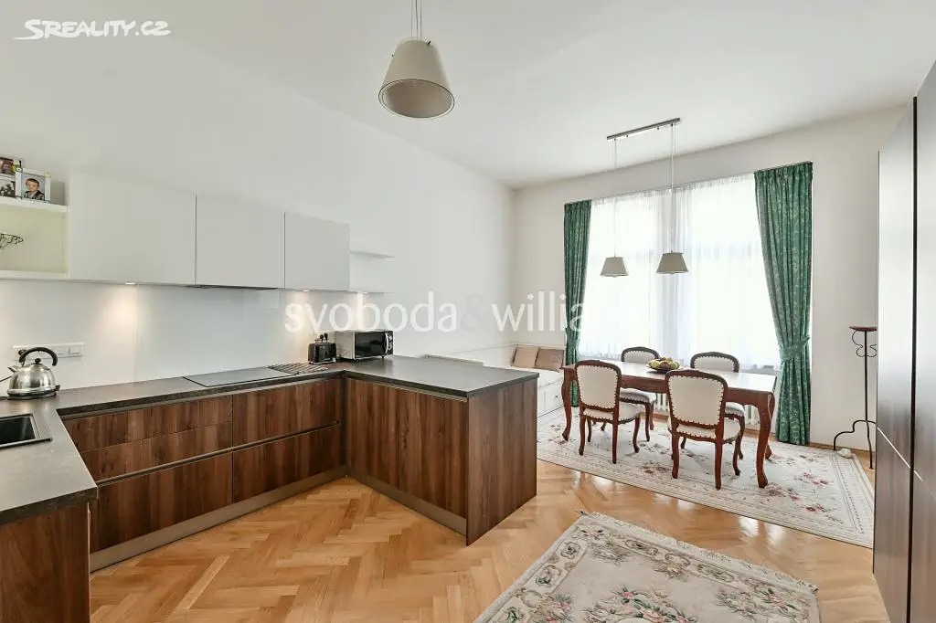 Prodej bytu 3+1 90 m², Mělnická, Praha 5 - Malá Strana