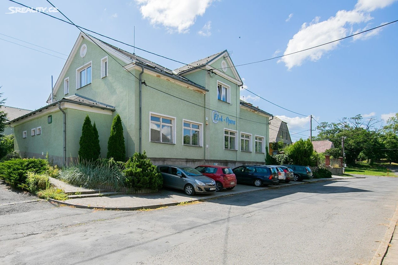 Prodej  rodinného domu 1 800 m², pozemek 1 230 m², Velké Heraltice - Sádek, okres Opava