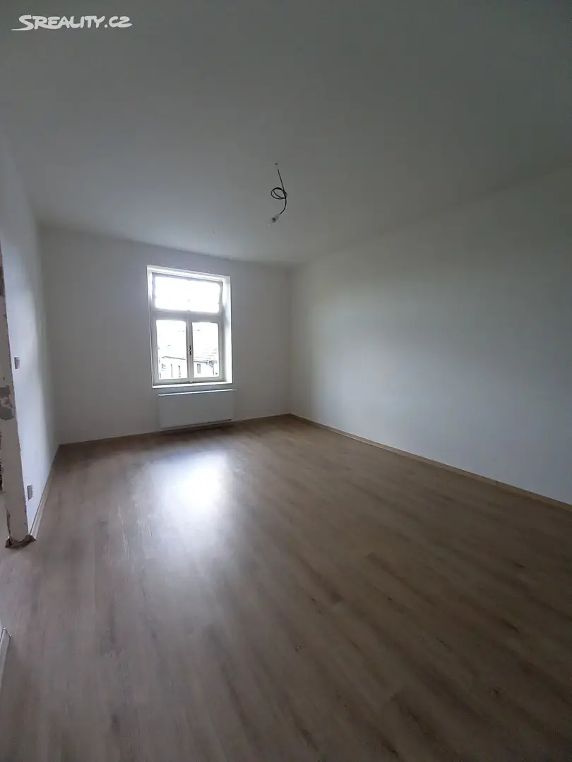 Pronájem bytu 2+kk 58 m², Karoliny Světlé, Kolín - Kolín I