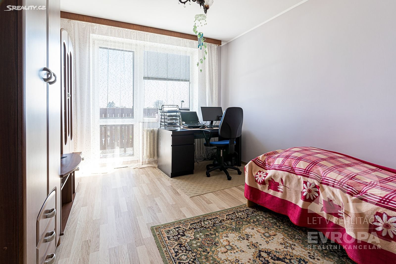 Pronájem bytu 3+1 77 m², Urbanice, okres Hradec Králové