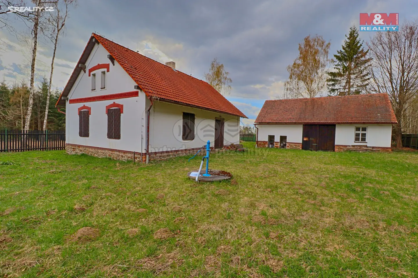 Prodej  rodinného domu 190 m², pozemek 1 439 m², Dolní Kralovice - Vraždovy Lhotice, okres Benešov
