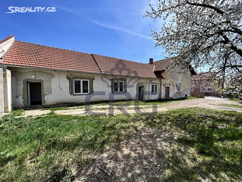 Prodej  rodinného domu 631 m², pozemek 1 356 m², Mikulov, okres Břeclav