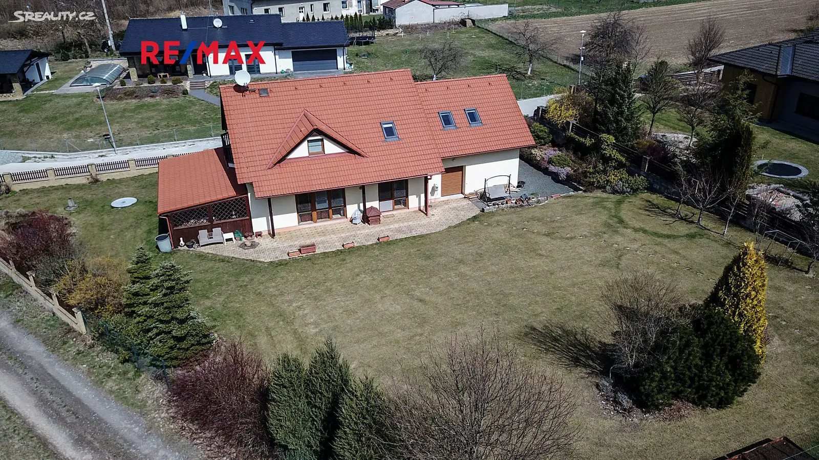 Prodej  rodinného domu 201 m², pozemek 1 000 m², Na Husí Krk, Nové Město nad Metují - Spy