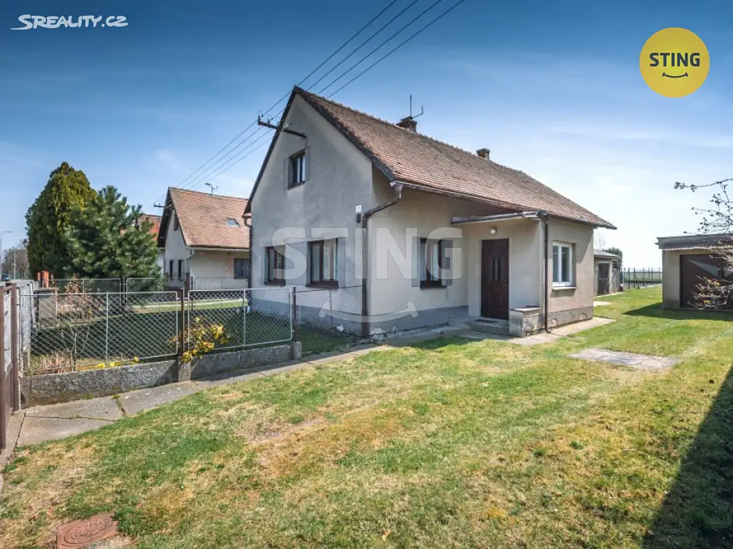 Prodej  rodinného domu 250 m², pozemek 723 m², Pardubice - Hostovice, okres Pardubice