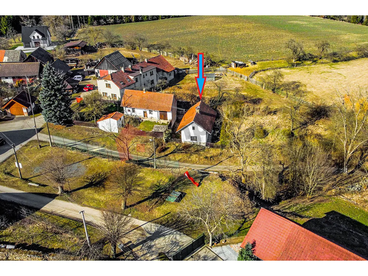 Prodej  rodinného domu 33 m², pozemek 2 093 m², Tichonice - Soušice, okres Benešov