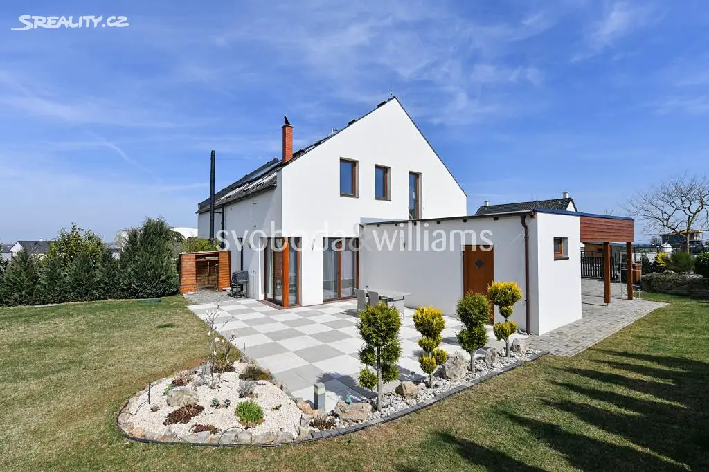 Prodej  rodinného domu 117 m², pozemek 587 m², Vysoký Újezd, okres Beroun