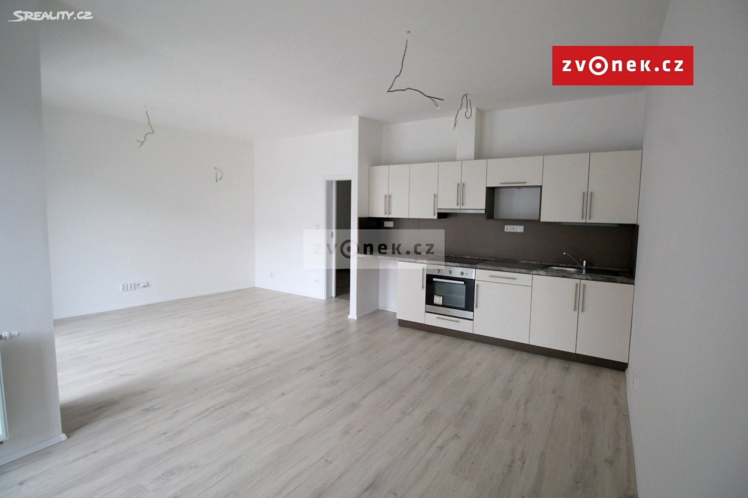 Pronájem bytu 1+kk 39 m², Komenského, Otrokovice