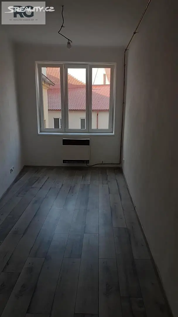 Pronájem bytu 1+kk 25 m², Alšovo nám., Písek - Vnitřní Město