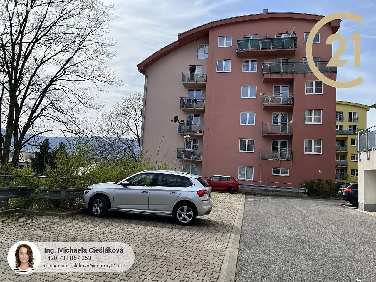Pronájem bytu 2+kk 40 m², Nádvorní, Liberec - Liberec VI-Rochlice