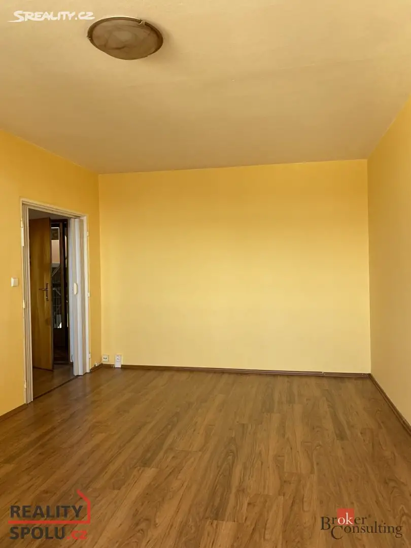 Prodej bytu 1+1 38 m², Holasická, Opava - Kateřinky