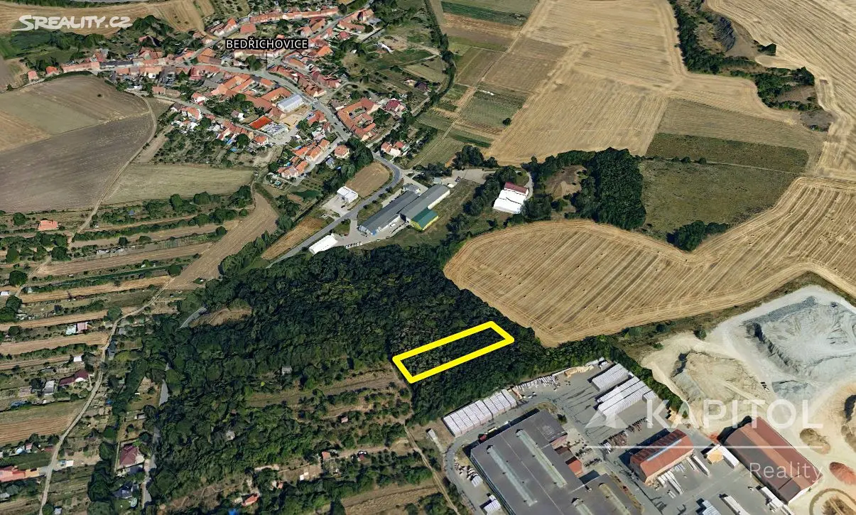 Prodej  lesa 1 370 m², Šlapanice, okres Brno-venkov