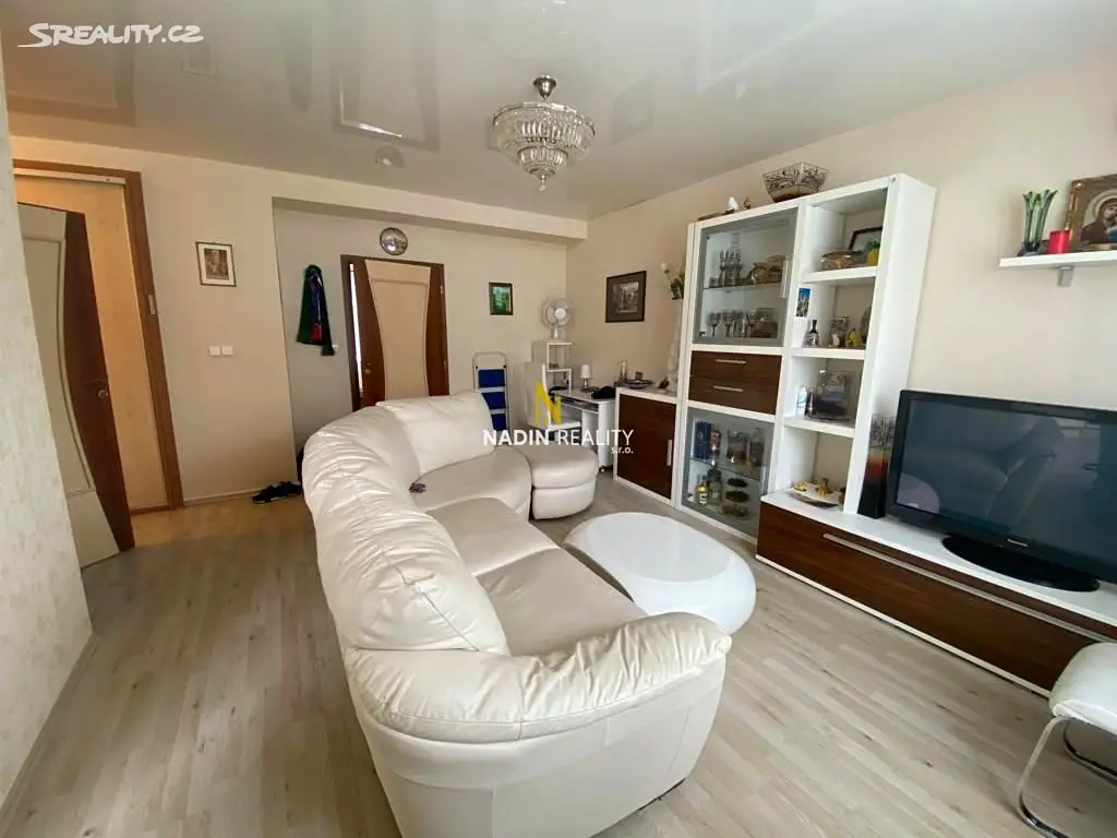 Prodej bytu 2+1 53 m², I. P. Pavlova, Karlovy Vary