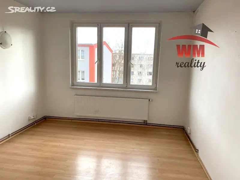 Prodej bytu 3+1 77 m², Chebská, Karlovy Vary - Dvory