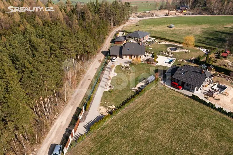 Prodej  rodinného domu 250 m², pozemek 1 848 m², Hořičky, okres Náchod