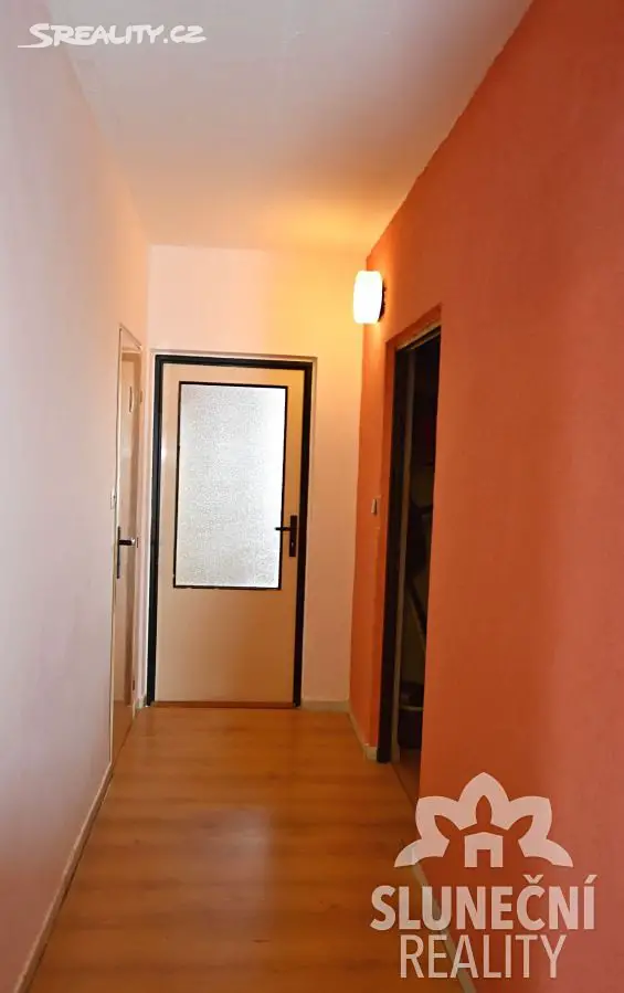 Pronájem bytu 3+1 71 m², Osvoboditelů, Uherský Brod