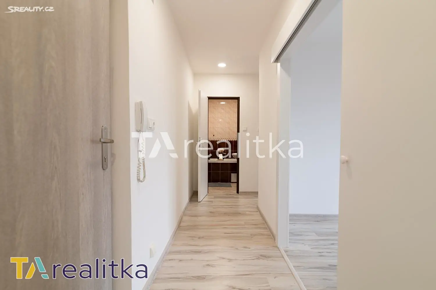 Prodej bytu 1+1 39 m², Masarykova třída, Orlová - Lutyně