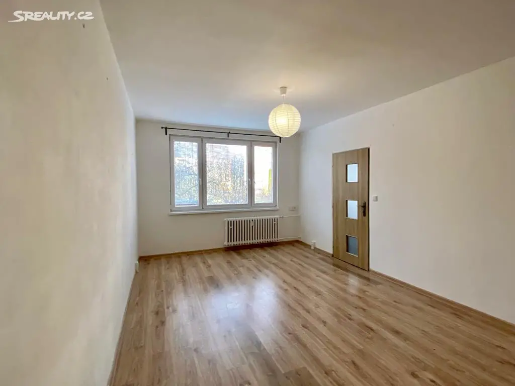 Prodej bytu 2+1 63 m², Pražského povstání, Tábor