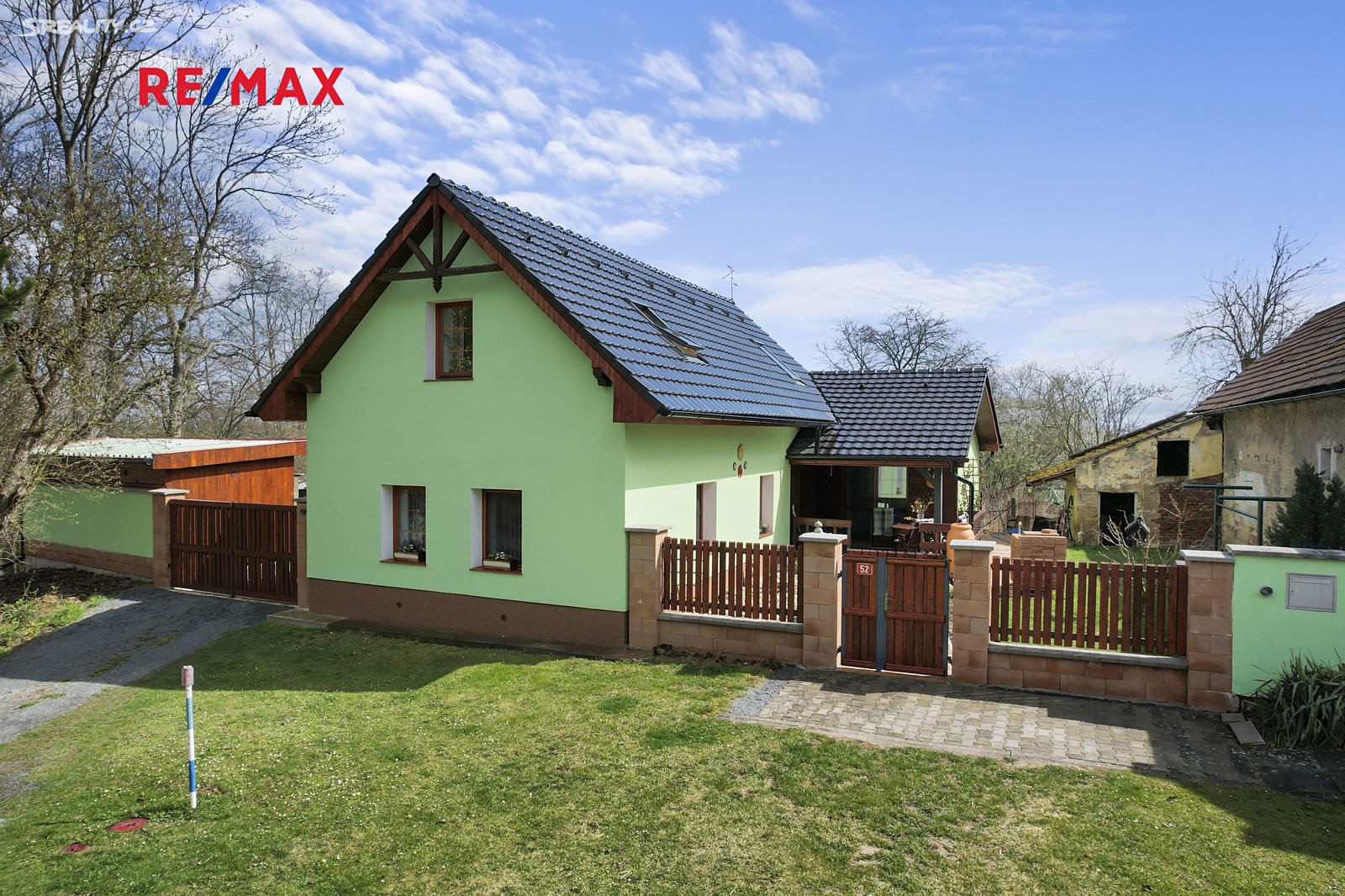 Prodej  rodinného domu 200 m², pozemek 657 m², Kadlín, okres Mělník