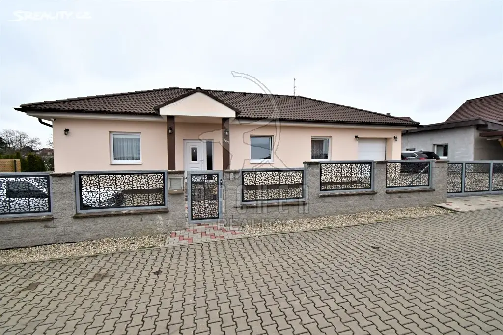 Prodej  rodinného domu 121 m², pozemek 813 m², Mratín, okres Praha-východ