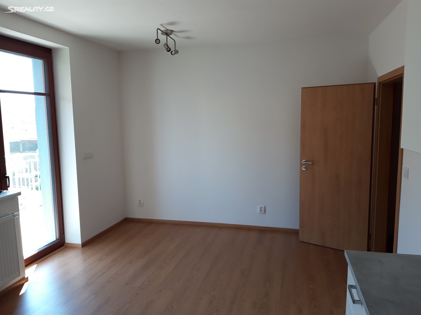 Pronájem bytu 1+kk 32 m², Fojtova, Praha 10 - Hostivař